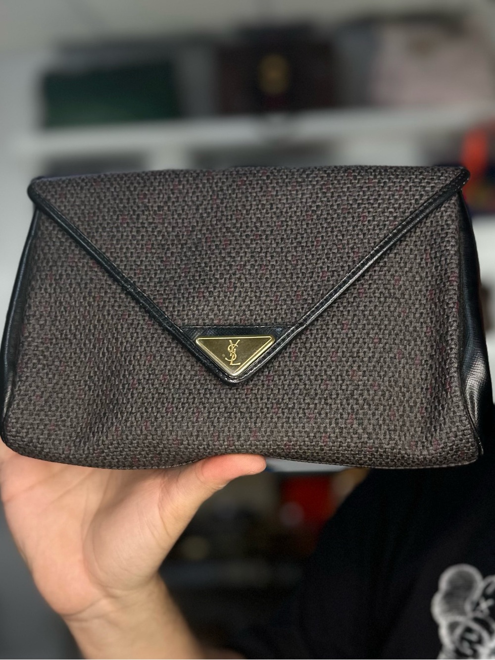 YSL CLUTCH - Picture 1 of 1